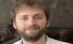 Genç Öğretmen, Okulda Kalp Krizi Geçirerek Vefat Etti !